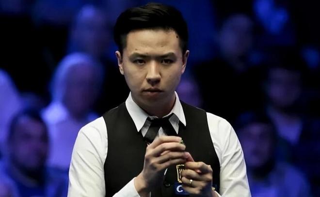 亚历山大 亚历山大